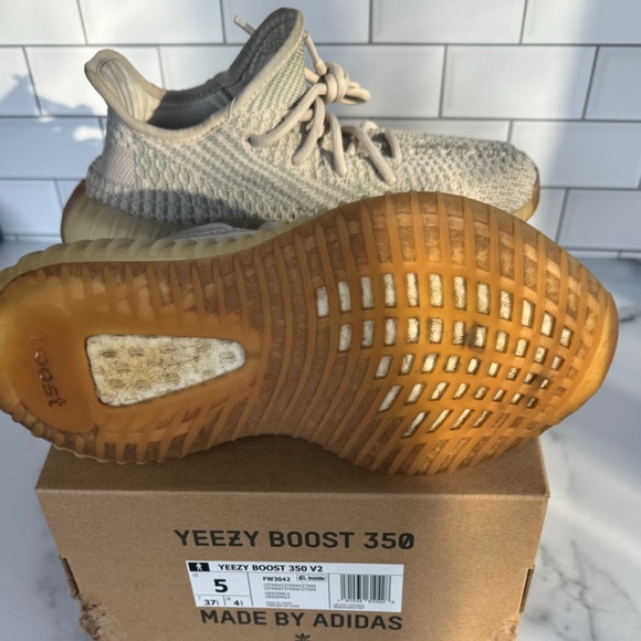 Yeezy - Boost 350 V2 - Citrin (non-reflective) - US Men\'s 5 main image 7